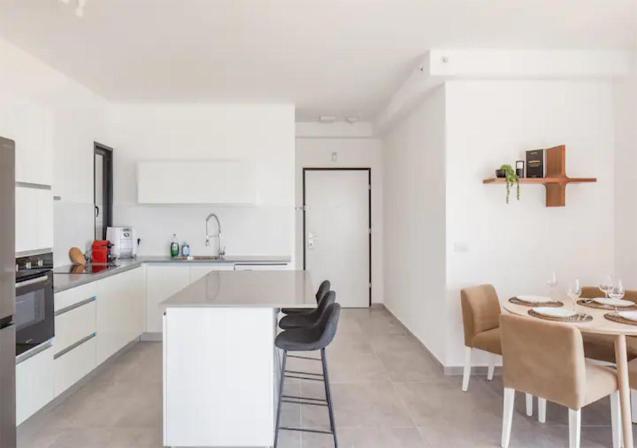O&O Group- Magical 4Br Apt With Panoramic Sea View Bat Yam Exterior photo